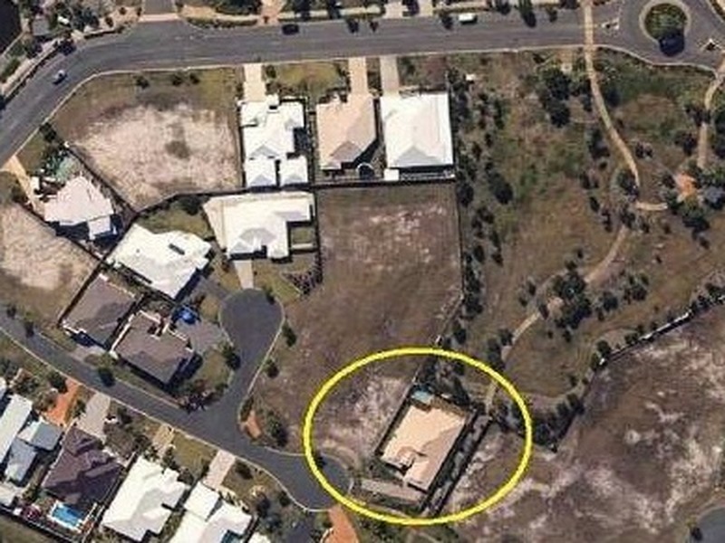 17 Whitehaven Place, Banksia Beach QLD 4507