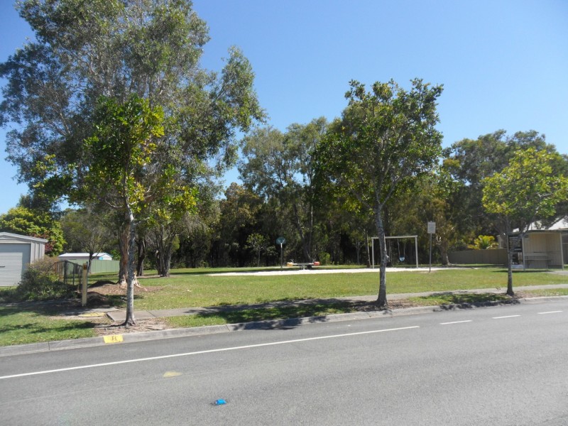 Sandstone Point QLD 4511