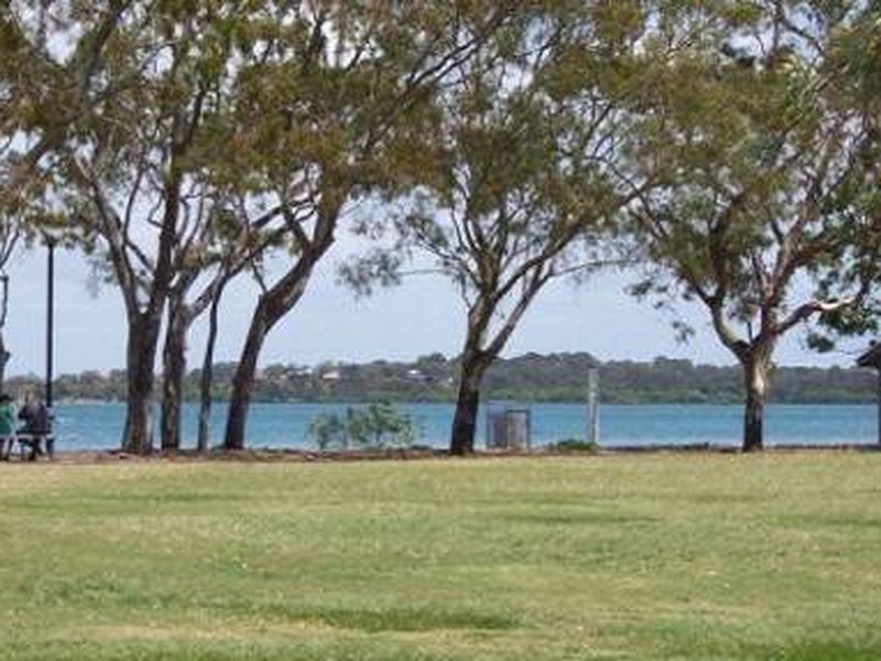 2/13 Toorbul Street, Bongaree QLD 4507