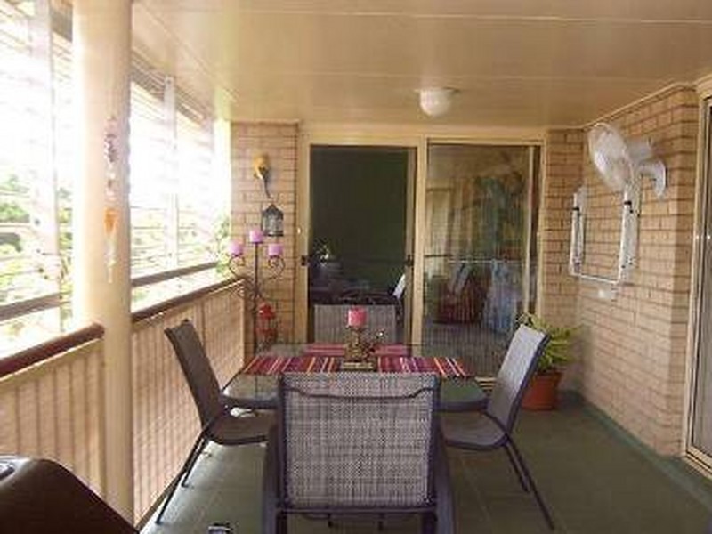 2/13 Toorbul Street, Bongaree QLD 4507