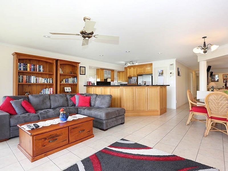 29 Voyagers Drive, Banksia Beach QLD 4507