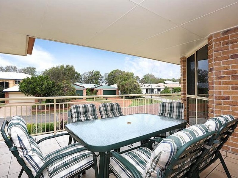 7-9 Ardel Place, Sandstone Point QLD 4511