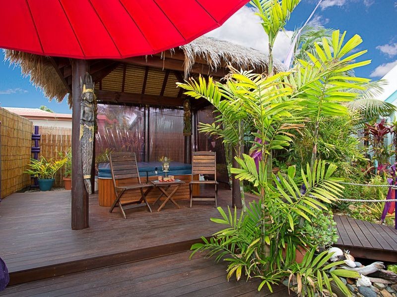 16 Eighth Avenue, Bribie Island QLD 4507