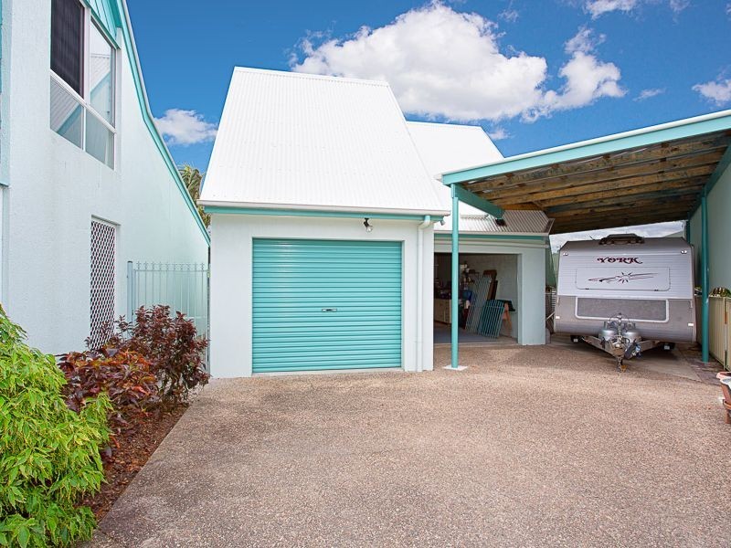 16 Eighth Avenue, Bribie Island QLD 4507