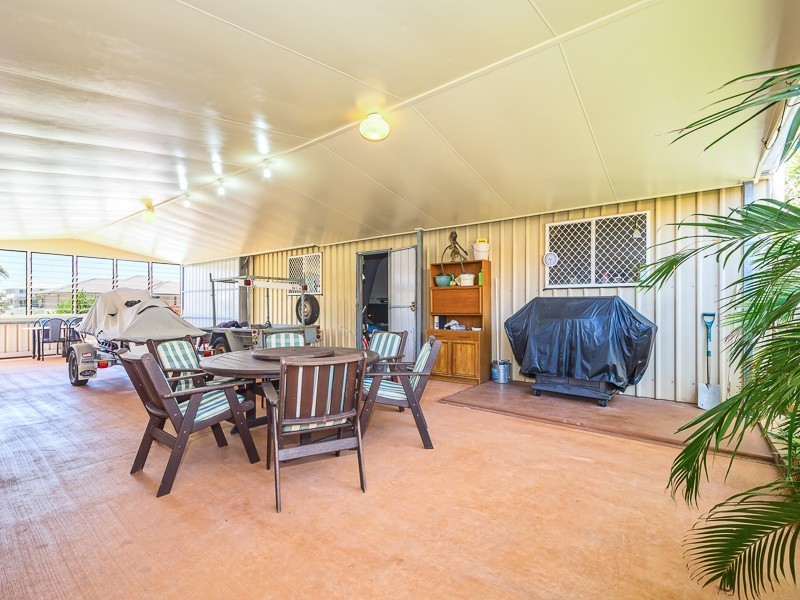 2 Oleander Drive, Bongaree QLD 4507