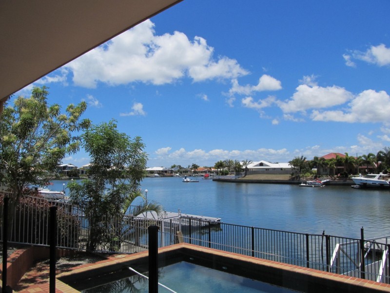 43 Dugong Crescent, Banksia Beach QLD 4507