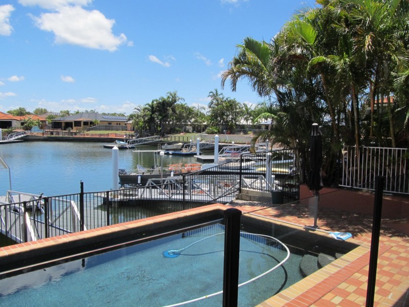 43 Dugong Crescent, Banksia Beach QLD 4507