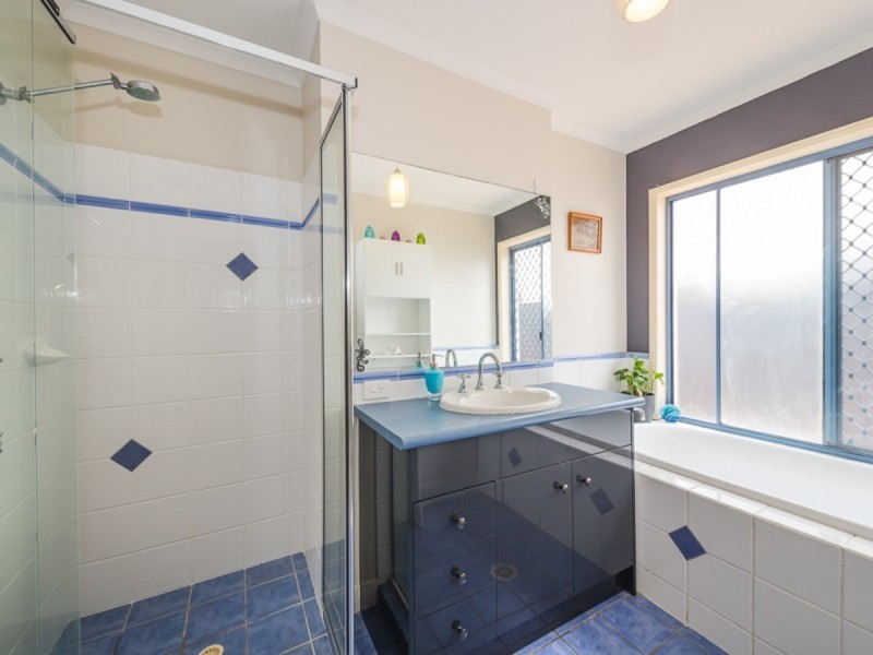 15 Albatross Court, Banksia Beach QLD 4507