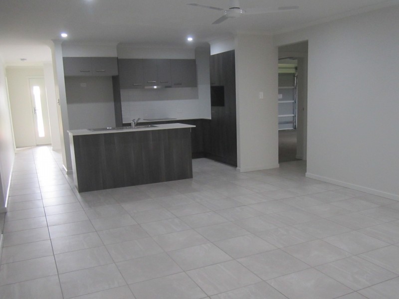 36 Ningi Waters Drive, Ningi QLD 4511