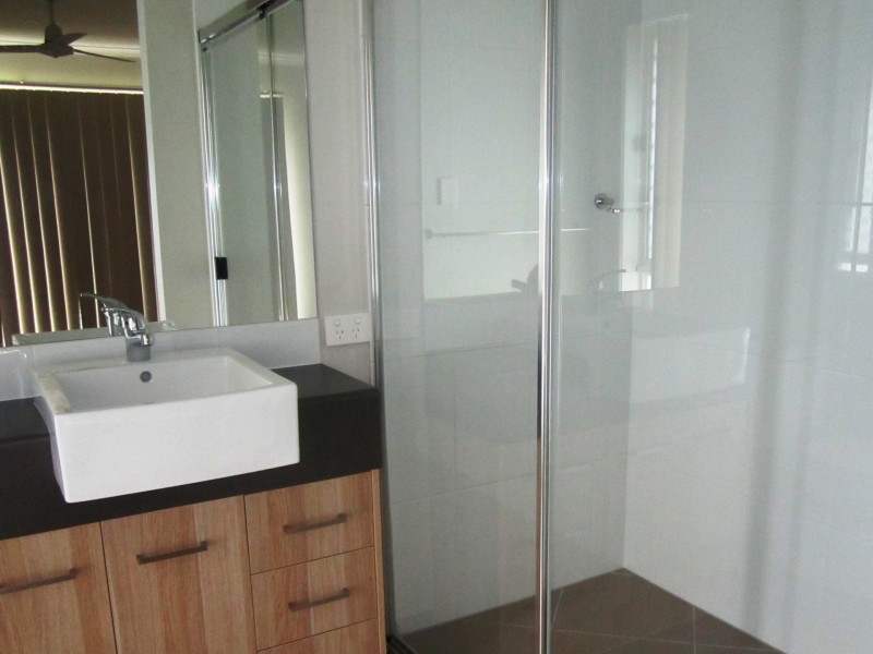 29 Grice Crescent, Ningi QLD 4511