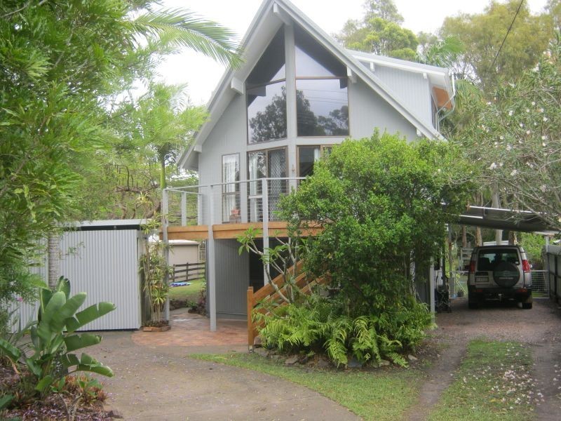 104 Bishop Road, Beachmere QLD 4510