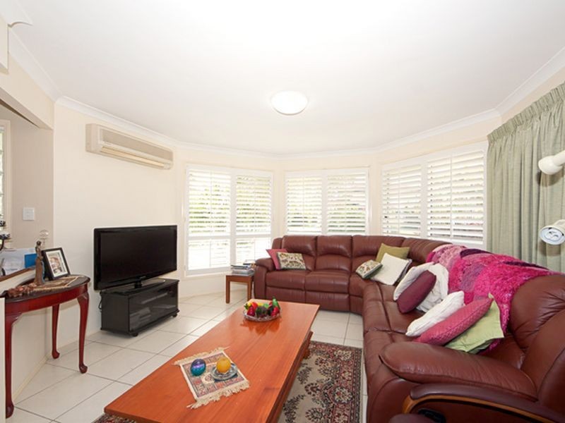 1 Yardarm Ct, Banksia Beach QLD 4507