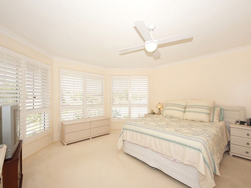 1 Yardarm Ct, Banksia Beach QLD 4507
