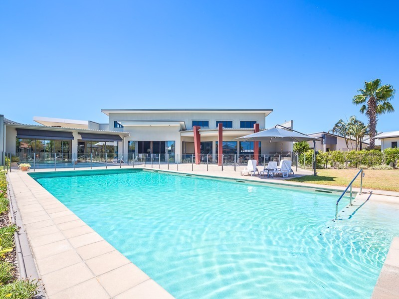 10-74 Cotterill Avenue, Bongaree QLD 4507