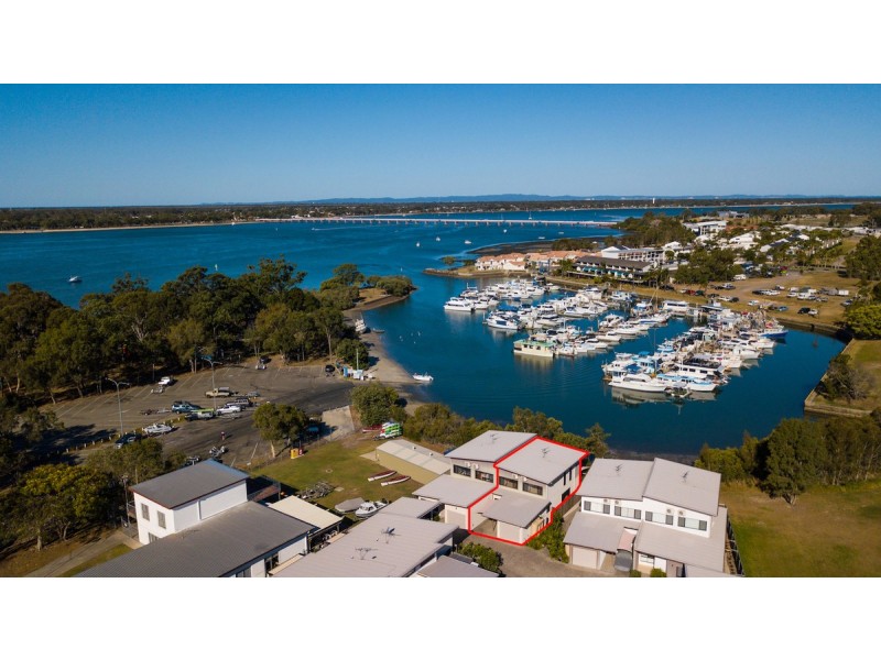 2/4 Kal Ma Kuta Drive, Sandstone Point QLD 4511