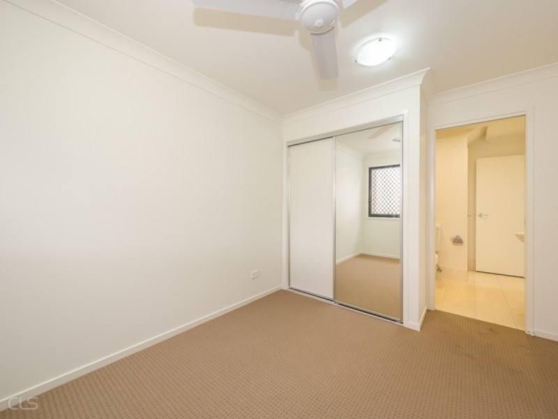 2/4 Kal Ma Kuta Drive, Sandstone Point QLD 4511