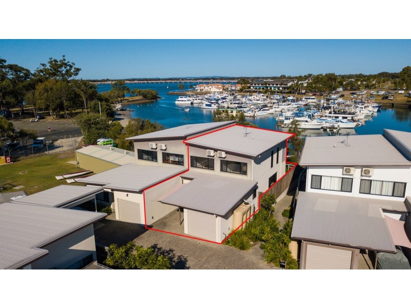 2/4 Kal Ma Kuta Drive, Sandstone Point QLD 4511