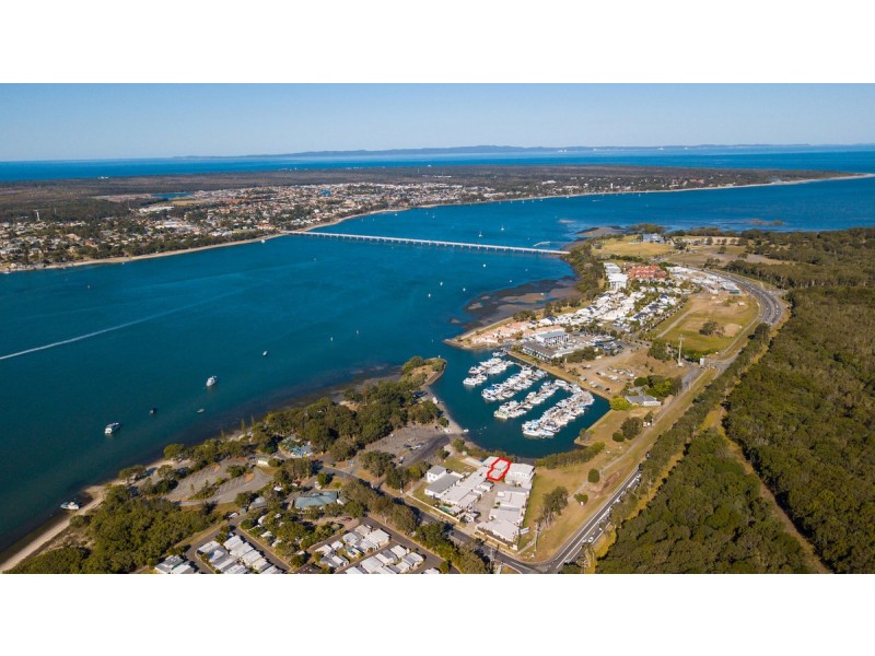 2/4 Kal Ma Kuta Drive, Sandstone Point QLD 4511