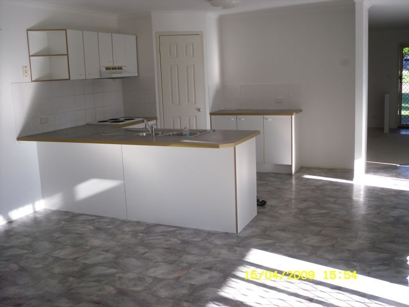 Sandstone Point QLD 4511
