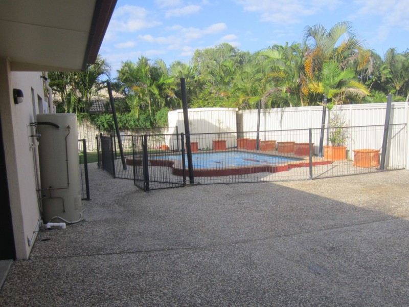 1 Seaside Drive, Banksia Beach QLD 4507
