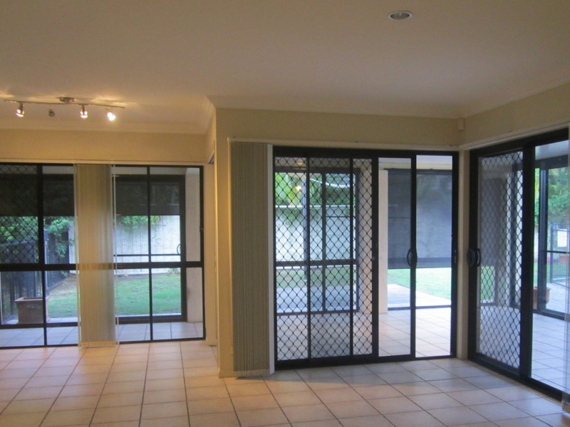 1 Seaside Drive, Banksia Beach QLD 4507