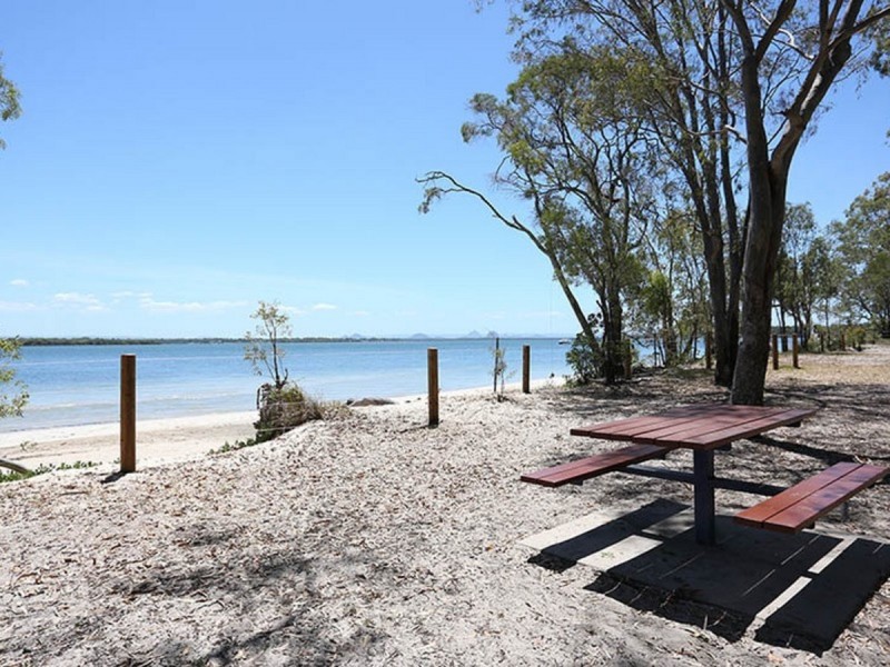 2/2 Sunderland Drive, Banksia Beach QLD 4507