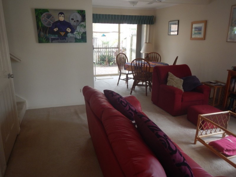 1/20-22 Kangaroo Avenue, Bongaree QLD 4507