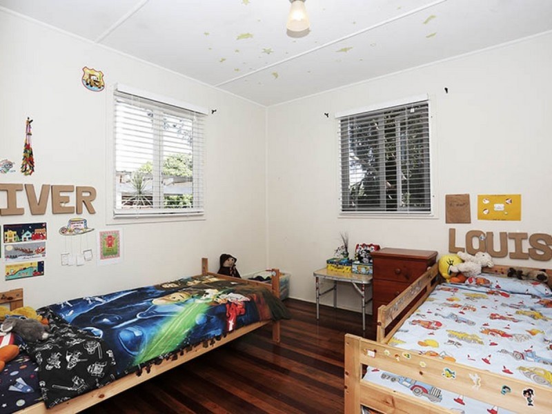 13 Lyrebird Lane, Bongaree QLD 4507