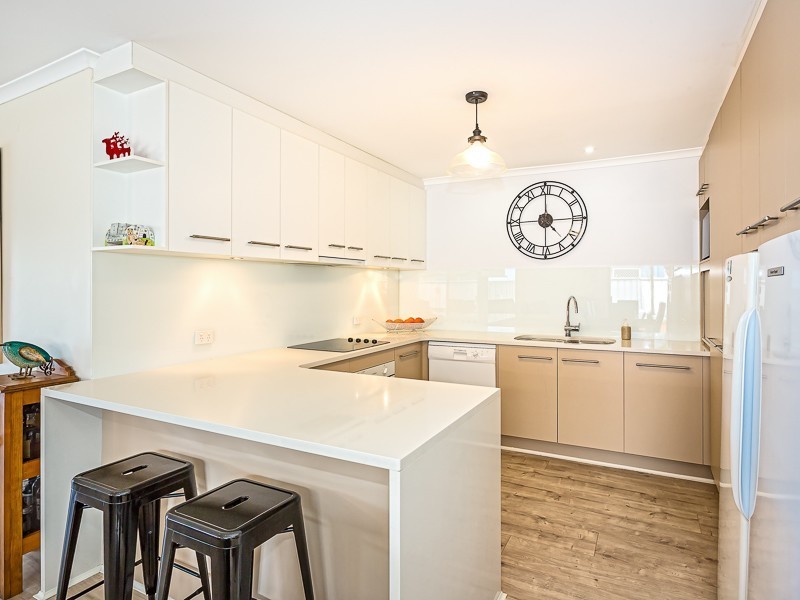 1/19 Bowsprit Crescent, Banksia Beach QLD 4507