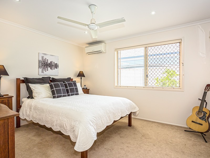 1/19 Bowsprit Crescent, Banksia Beach QLD 4507