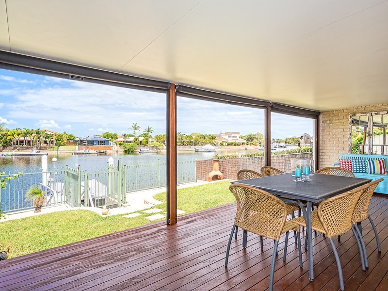1/19 Bowsprit Crescent, Banksia Beach QLD 4507