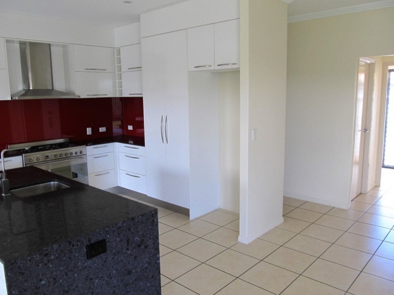 36 Barklya Crescent, Bongaree QLD 4507