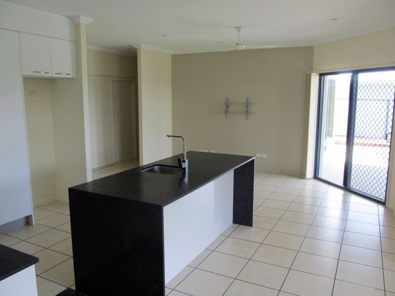 36 Barklya Crescent, Bongaree QLD 4507