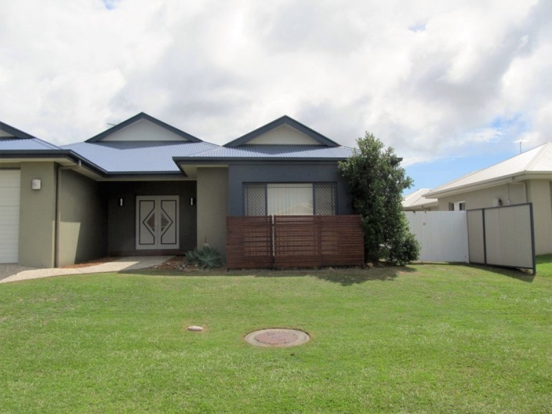 36 Barklya Crescent, Bongaree QLD 4507