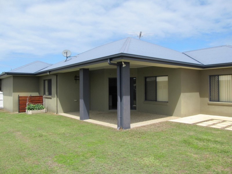 36 Barklya Crescent, Bongaree QLD 4507