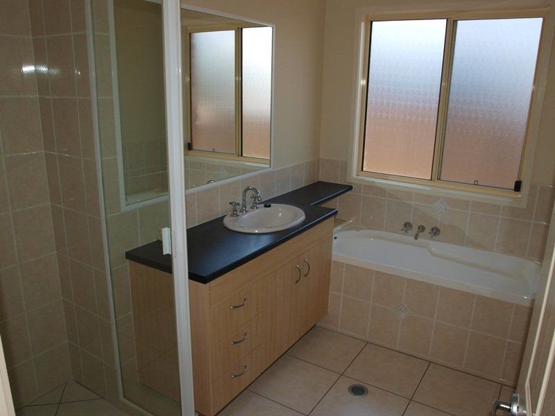 Sandstone Point QLD 4511