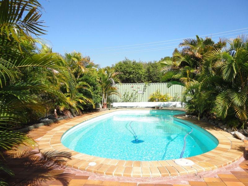 18 Ford Street, Bongaree QLD 4507