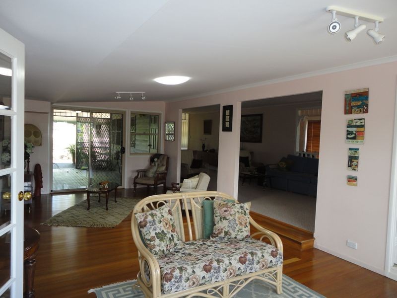 18 Ford Street, Bongaree QLD 4507