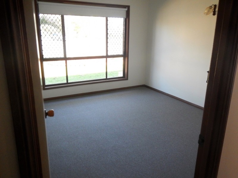1 Elizabeth Batts Court, Banksia Beach QLD 4507