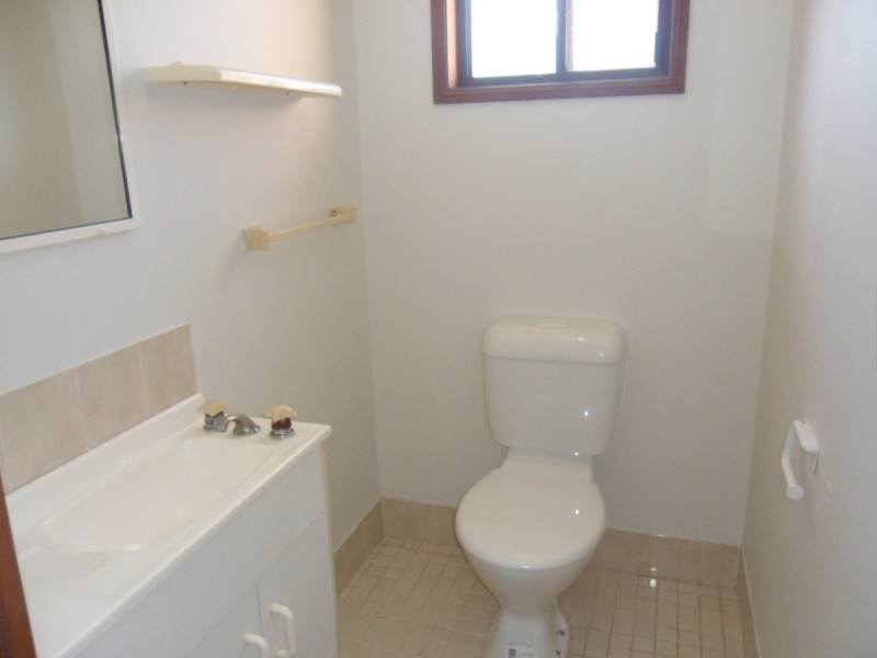 1 Elizabeth Batts Court, Banksia Beach QLD 4507