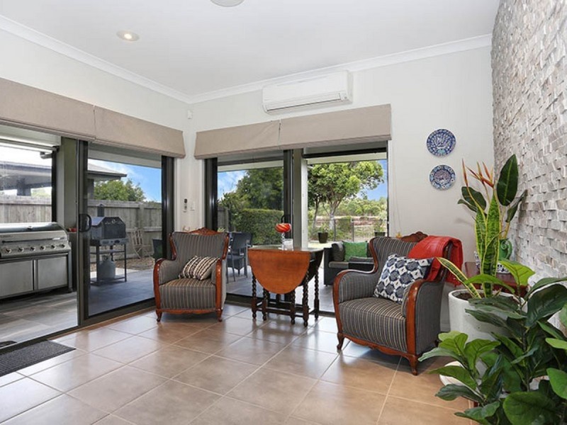 49 Dunebean Drive, Banksia Beach QLD 4507