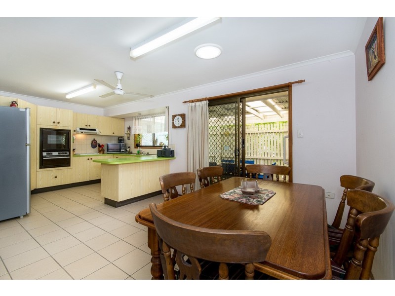 42 Sunderland Drive, Banksia Beach QLD 4507