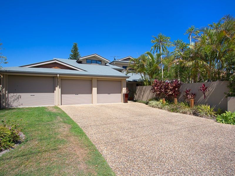 14 Venus Ct, Banksia Beach QLD 4507