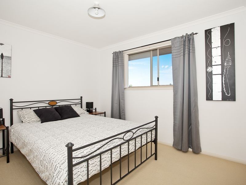 227 Endeavour Drive, Bribie Island QLD 4507