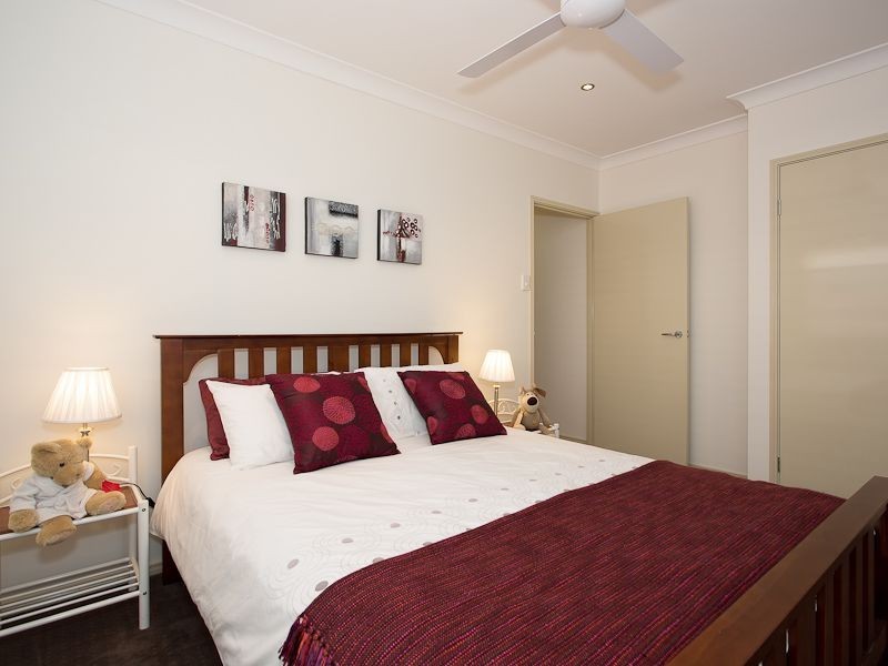 71 Sandheath Pl, Ningi QLD 4511