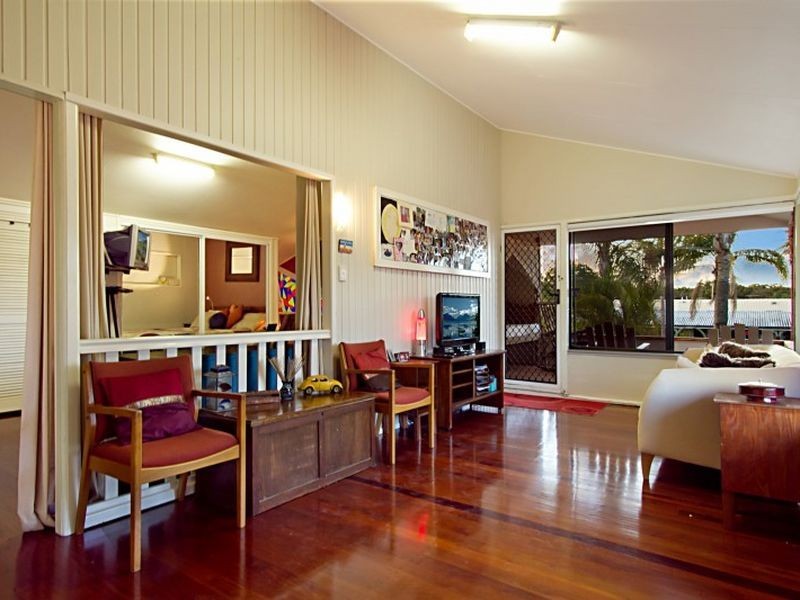 23 Fairway Avenue, Bribie Island QLD 4507