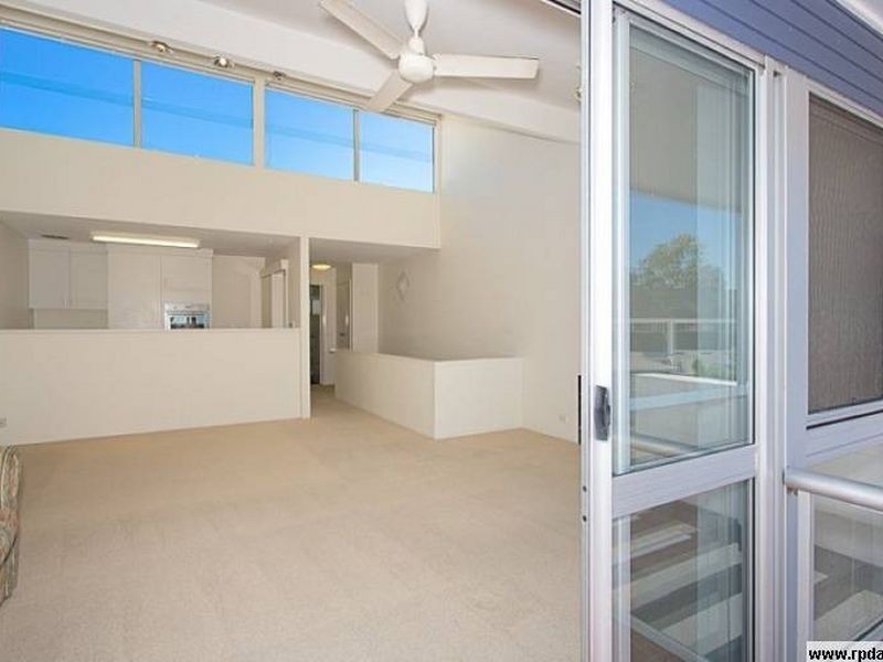 Sandstone Point QLD 4511