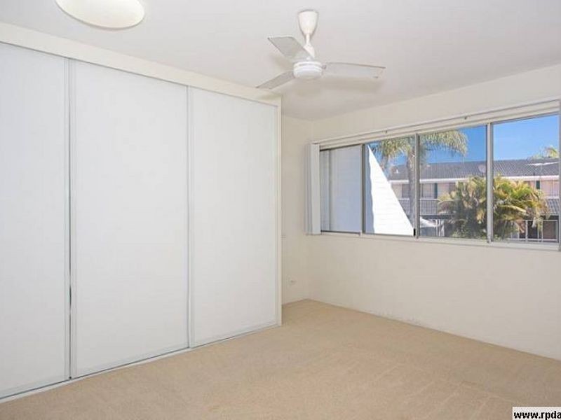 Sandstone Point QLD 4511