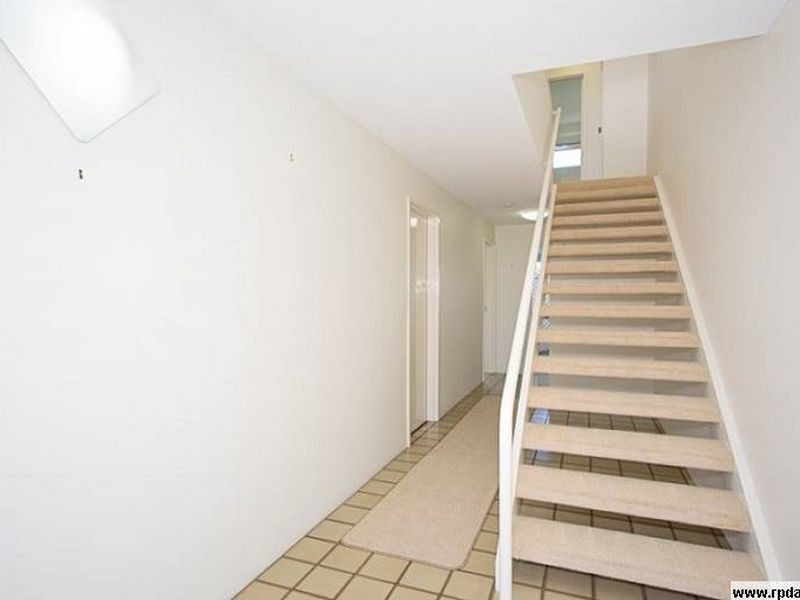 Sandstone Point QLD 4511