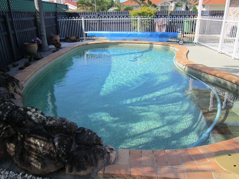 1 Headsail Drive, Bribie Island QLD 4507